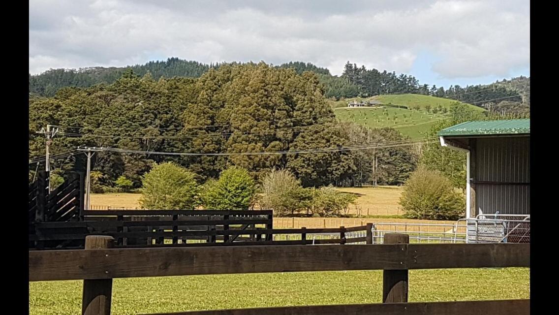 Hunua Ranges Bed & Breakfast Exterior foto